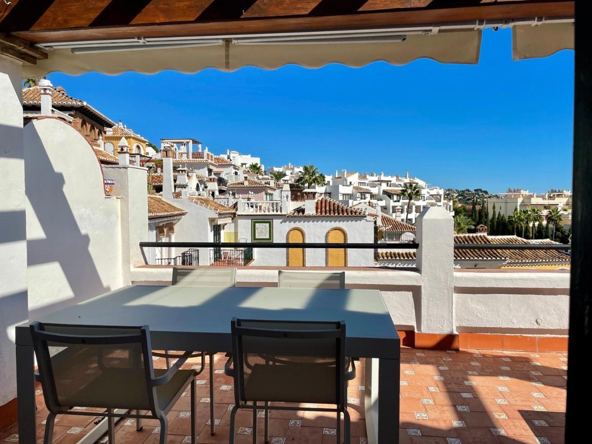 Semidetached Duplex At Puebla Aida, Mijas Golf With Pool, Golf And Sea Views Casa vacanze *