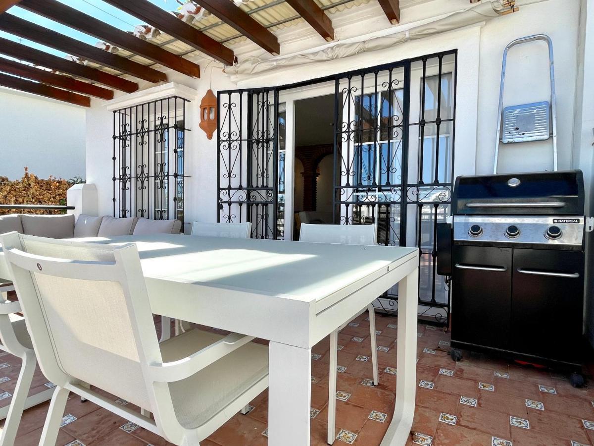Semidetached Duplex At Puebla Aida, Mijas Golf With Pool, Golf And Sea Views Casa vacanze Málaga