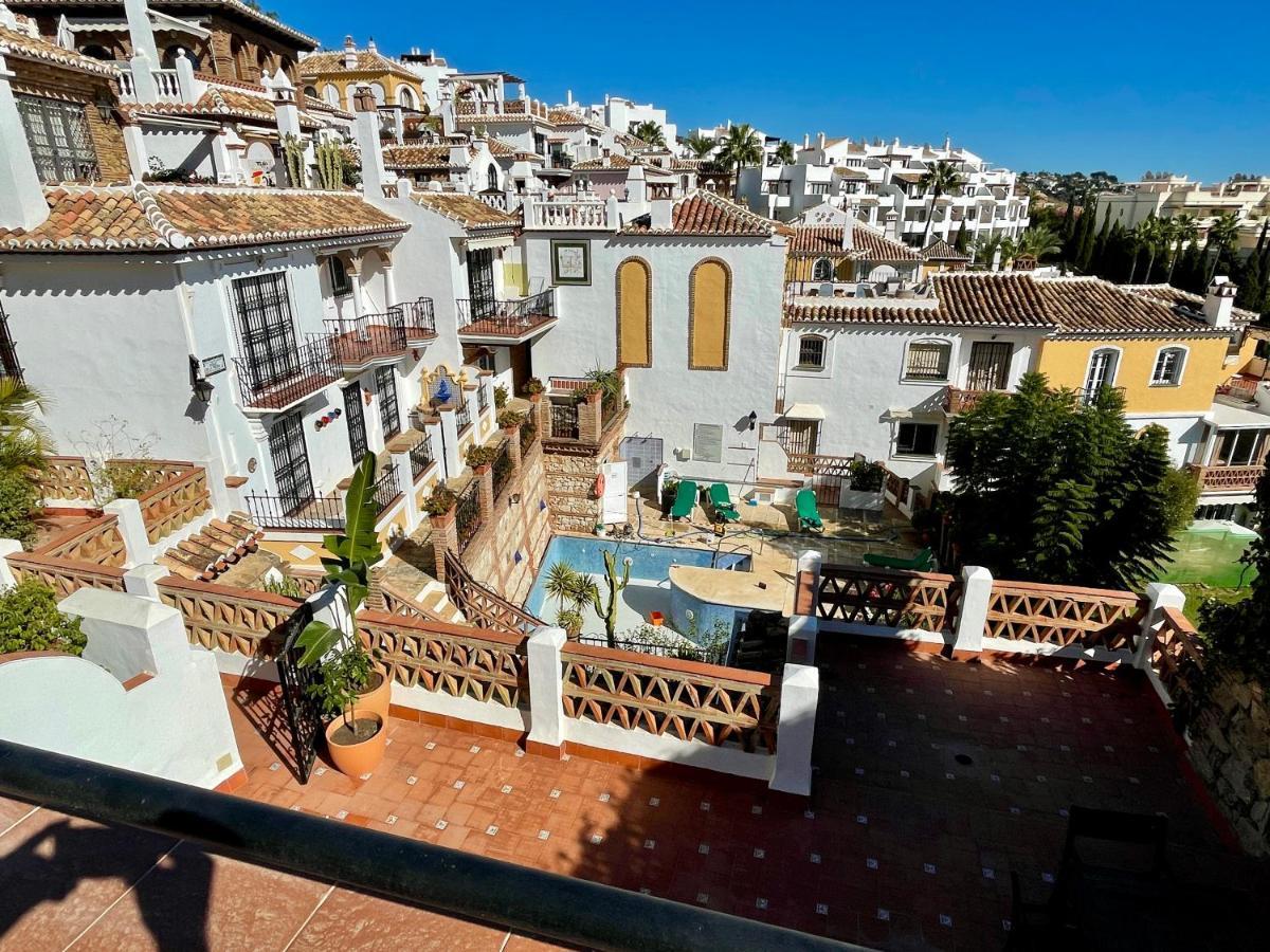 Semidetached Duplex At Puebla Aida, Mijas Golf With Pool, Golf And Sea Views Casa vacanze